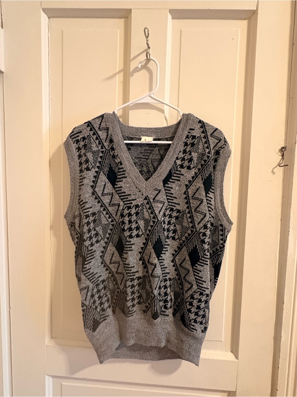 Gray Geometric V-Neck Sweater Vest - Layering Piece
